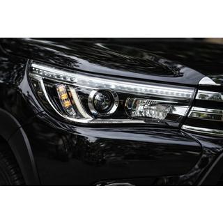 Vordere OEM Scheinwerfer V2 2015-2019 (für Xenon- oder LED-Lampe, 2 Stk.) Foto 1