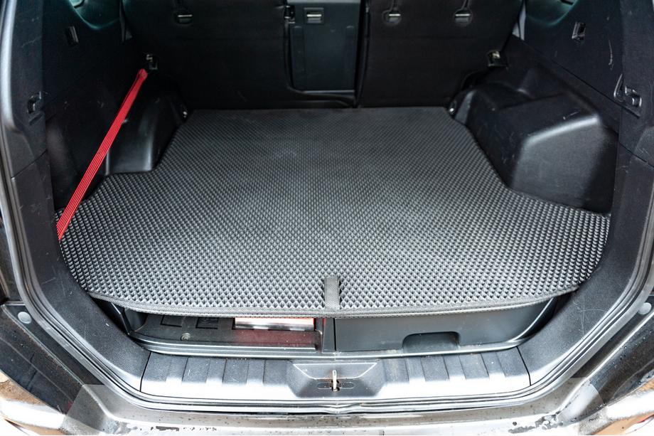 Nissan X-trail T31 2007-2014 EVA Kofferraummatte (schwarz) Image