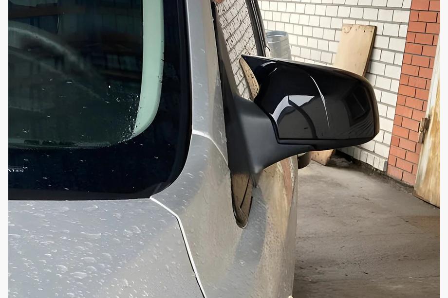 Ford Fusion 2002-2012 Spiegelabdeckungen BMW-Style V2 (2 Stk) Image