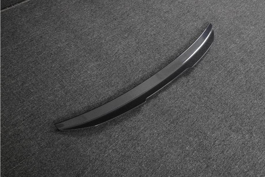 Audi A4 B9 2015-2024 Spoiler V4 (für Sedan Carbon) Foto 9
