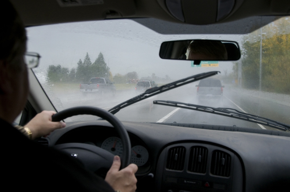 So verbessern Sie die Sicht im Auto: Tipps für Autofahrer