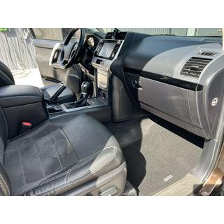 Textil Fußmatten Premium (schwarz) 5-Sitzer, 2013-2022 Toyota Land Cruiser Prado 150 2009-2023 Foto 2