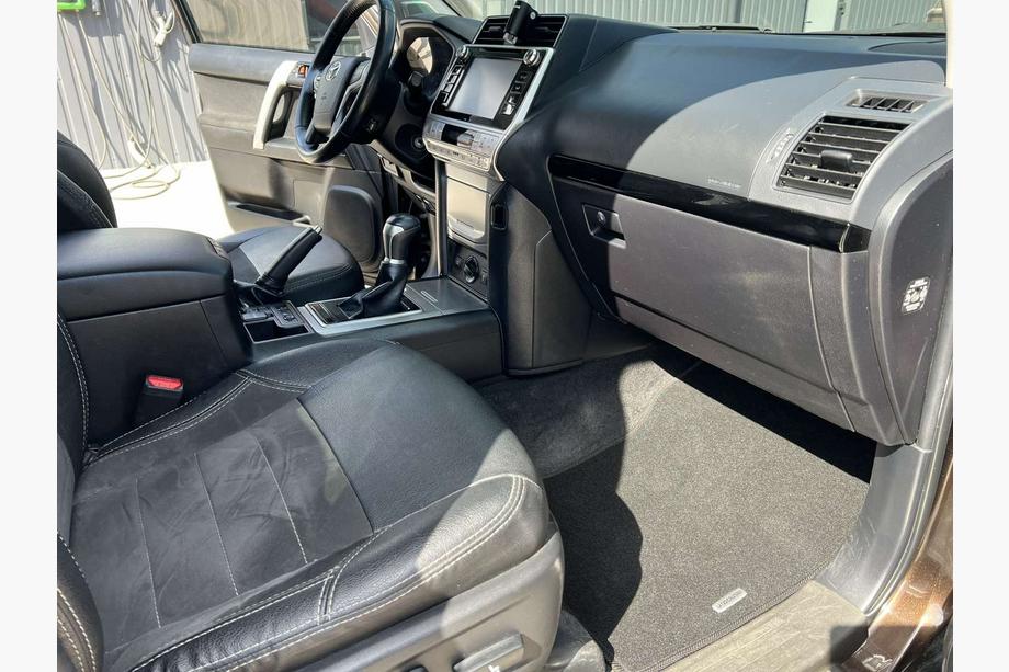 Toyota Land Cruiser Prado 150 2009-2023 Textil Fußmatten Premium (schwarz) 7-Sitzer, 2013-2022 Foto 2