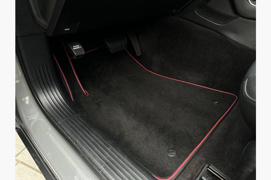 Dodge Challenger 2008-2023 Textil Fußmatten Premium (Coupé, Schwarz) Image