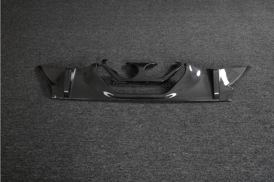 BMW 2 Series G42 2021- Heckdiffusor Carbon V2 (G87) Foto 2