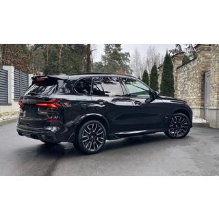 Schwelleraufsätze V3 (Schwarz Glanz) BMW X5 G05 2019–2026 Foto 2