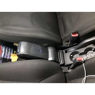 Armlehne mit Becherhalter Hyundai Accent 2006-2010 Foto 3