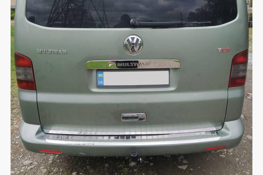Volkswagen T5 Multivan 2003–2010 Heckstoßstangenschutz mit Kante (Omsa, Edelstahl) Matt Image