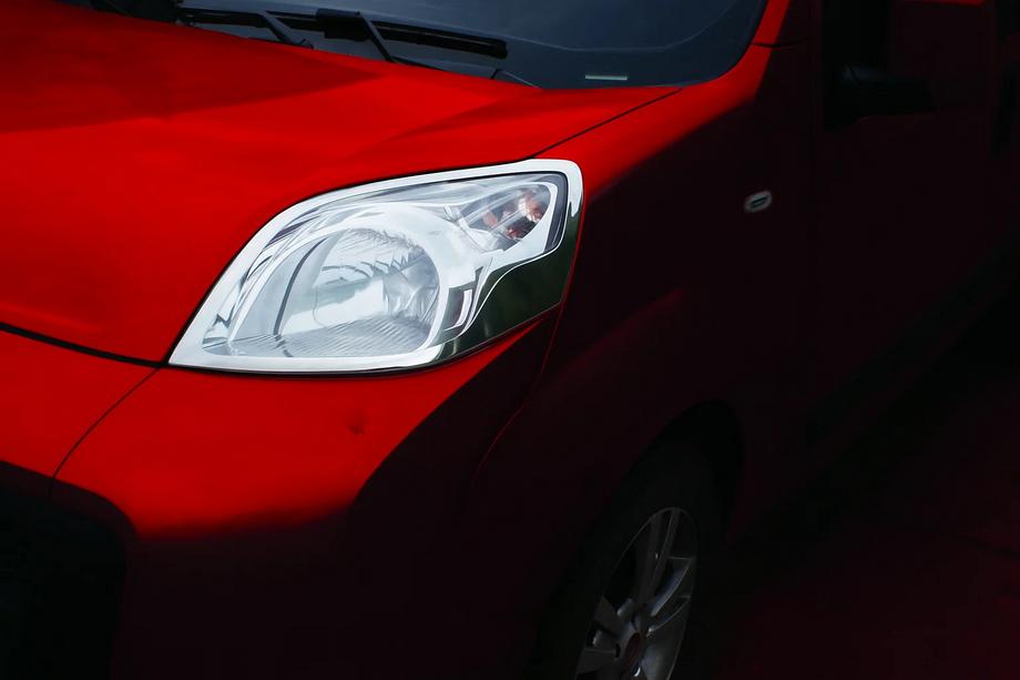 Peugeot Bipper 2008-2017 Scheinwerferblenden (2 Stk., Edelstahl) Image