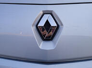 Renault Megane II 2004-2009 Frontemblem (128mm x 105mm Türkei) Foto 2