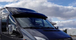 Ford Transit 2000–2014 Frontscheibenblende (schwarz glanz, 5mm) Foto 13