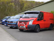 Ford Transit 2000–2014 Frontscheibenblende (schwarz glanz, 5mm) Foto 17