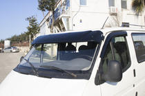 Ford Transit 1991-2000 Frontscheibenblende (schwarz glanz, 5mm) Foto 3