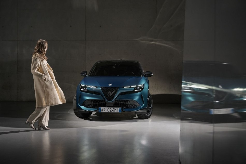 Alfa Romeo Junior Hybrid: Crossover-Rezension