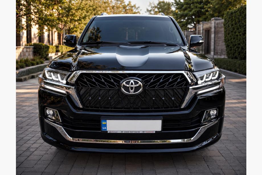 Toyota Land Cruiser 200 2007-2021 Frontlippe 2016↗ (Executive 2019) Schwarz Foto 6