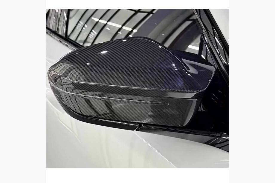 BMW 5/i5 Series G60/G60E/G61 2023- Spiegelkappen (Carbon) Image