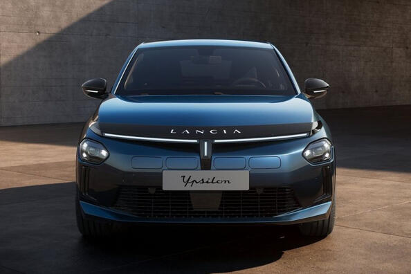 Testbericht zum Elektroauto Lancia Ypsilon Elettrica