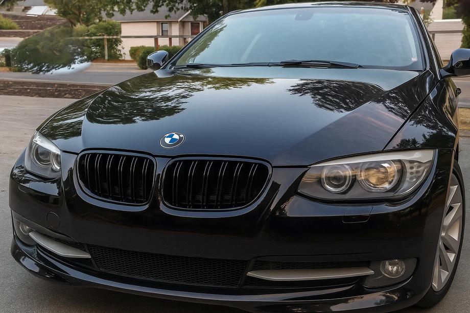 BMW 3 Series E92/E93 2006–2013 M-Look Nieren (für 2010-2013, Schwarz Glanz) Image