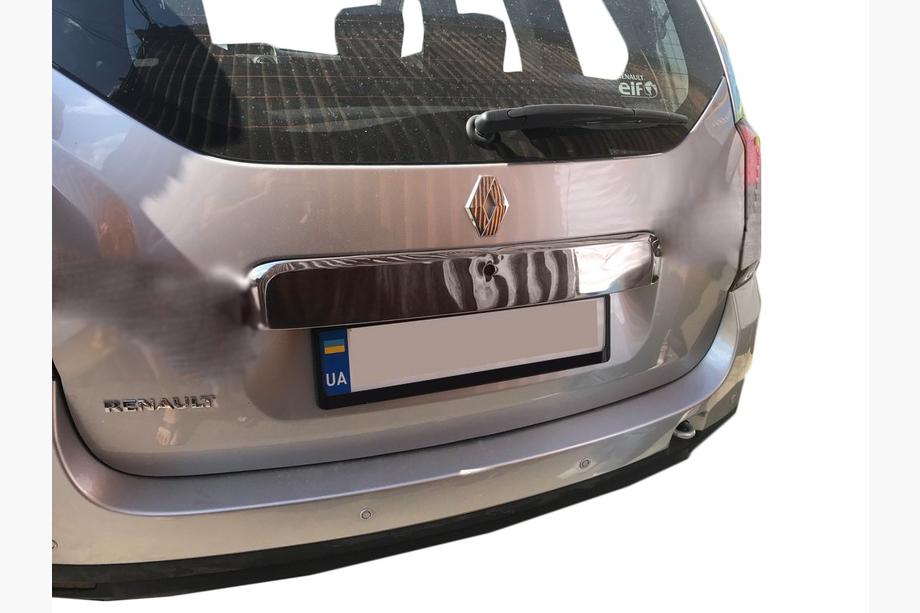 Renault Duster 2008–2017 Chromleiste über dem Kennzeichen Einteilig (Edelstahl) Image