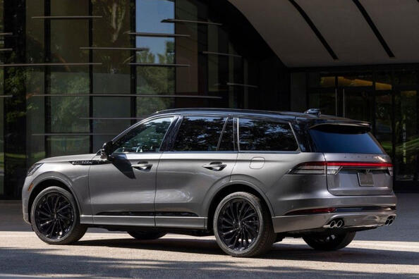 Aktualisierter Lincoln Aviator: Übersicht über Funktionen, Ausstattungsvarianten und Design Foto 4