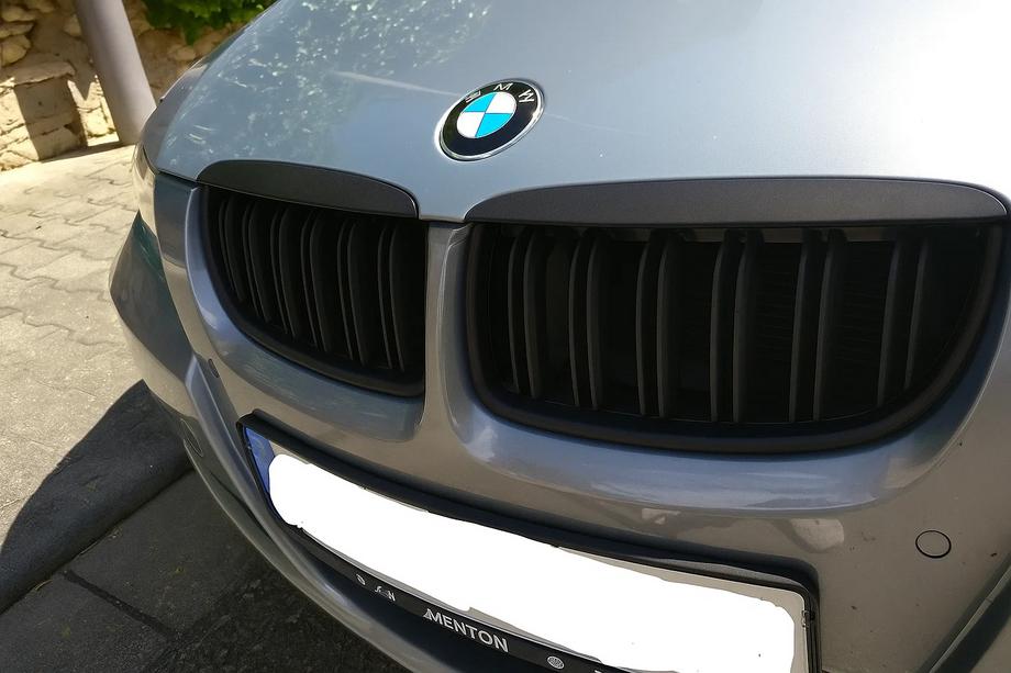 BMW 3 Series E90/E91 2005-2011 Nieren M-Look (für E-90/91 2005-2008, Schwarz Matt) Image