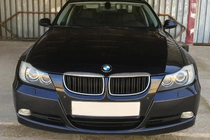 BMW 3 Series E90/E91 2005-2011 Nieren M-Look (für E-90/91 2005-2008, Schwarz Glanz mit Chrom Rahmen) Foto 1