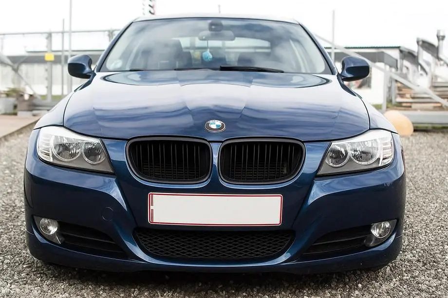 BMW 3 Series E90/E91 2005-2011 Nieren M-Look (für E-90/91 2008-2011, Schwarz Matt) Image