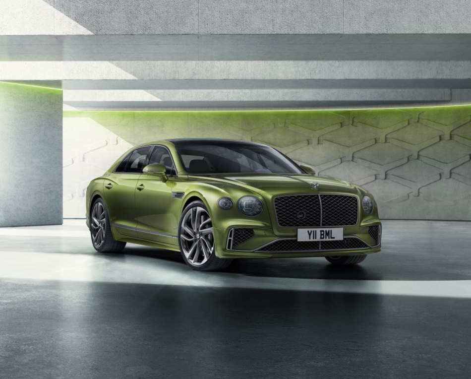 Testbericht zur Luxuslimousine Bentley Flying Spur 2025