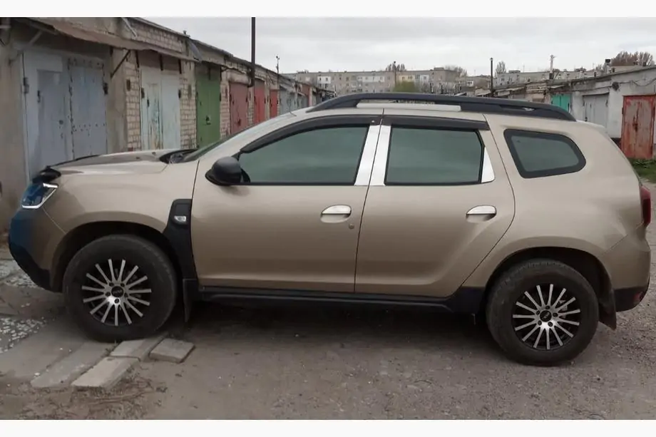 Dacia Duster 2008-2018 Edelstahl Türsäulen Zierleisten (6 Stk) Image