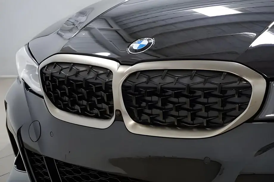 BMW 3 Series G20/G21 2018- Nieren Diamond Black (2018-2022, Chrom Rahmen) Image