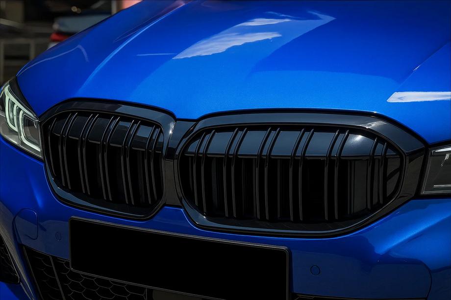 BMW 3 Series G20/G21 2018- Nieren M-Look (2022+, Schwarz Glanz) Image