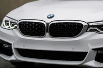 BMW 5er G30/G31 2017–2023 Nieren Diamond Black V1 (2017-2020, Chromrahmen) Foto 1