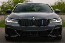 BMW 5er G30/G31 2017–2023 Nieren 1 Bar (2021+, M-Color) Foto 1