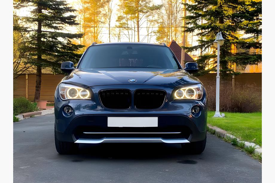 BMW X1 E84 2009-2015 Nieren M-Look (Schwarz Glanz) Image