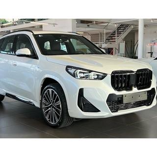 Nieren 1 Bar (Schwarz Glanz) BMW X1/iX1 (U11) 2022- Foto 3