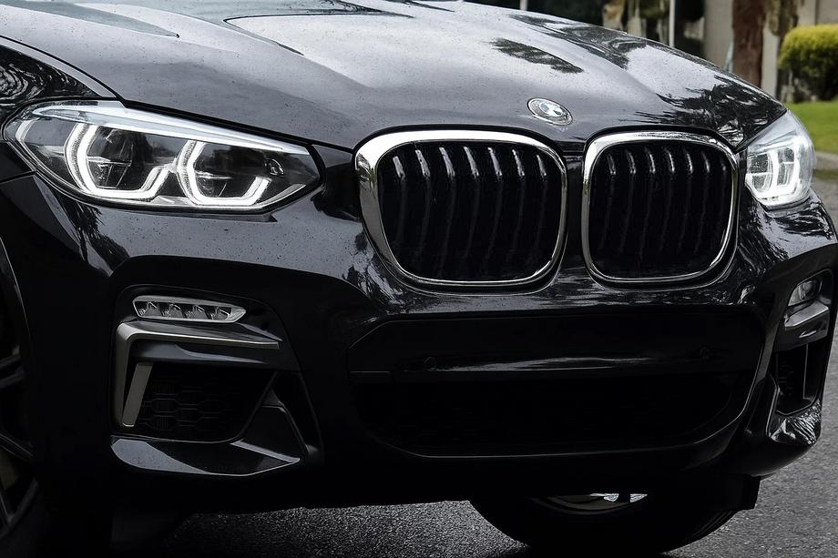 BMW X3 G01 2018- Nieren 1 Bar (2018-2021, Schwarz Glanz mit Chromrahmen) Image