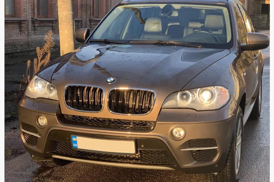BMW X6 E71 2008–2014 Nieren M-Look (Schwarz Glanz mit Chromrahmen) Foto 3