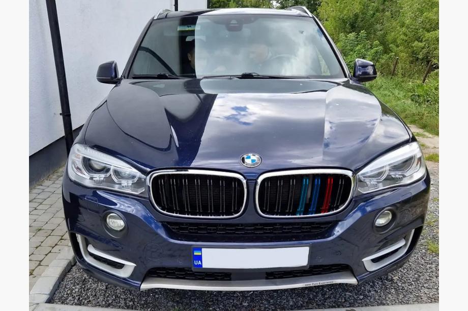 BMW X6 F16 2014-2019 Nieren M-Look (M-Color mit Chromrahmen) Image