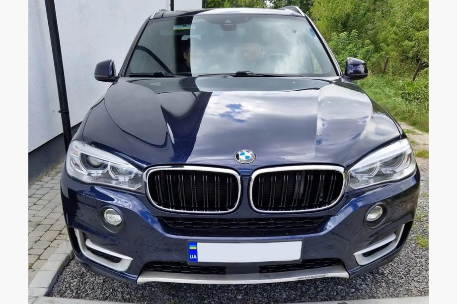 BMW X5 F15 2013-2018 Nieren M-Look (Schwarz Glanz mit Chromrahmen) Image