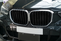 BMW X5 G05 2019–2026 Nieren M-Look (2019-2022, Schwarz Glanz mit Chromrahmen) Foto 1