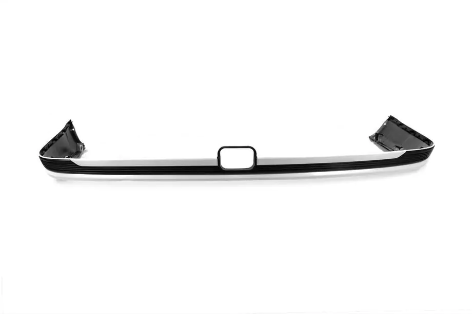 Toyota Land Cruiser 200 2007-2021 Heckschürze ohne Chrom 2016↗ (Executive 2019/2021, für Anhängerkupplung) Foto 4