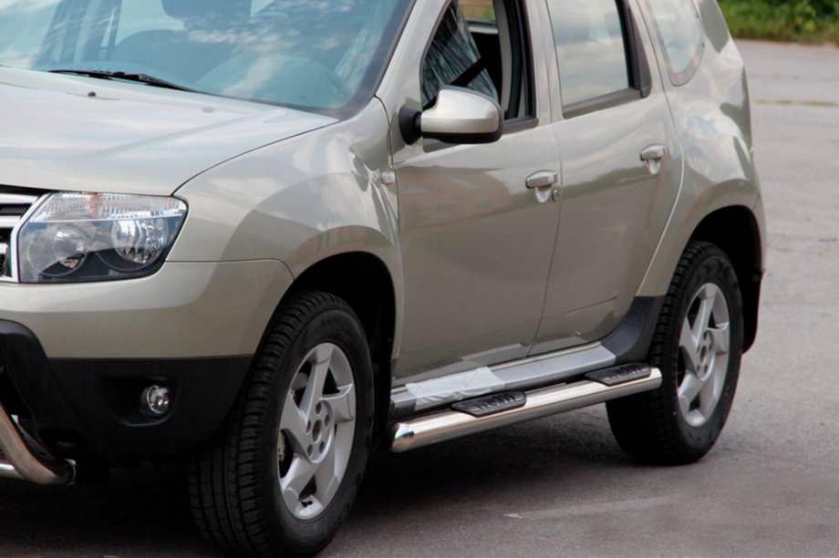 Renault Duster 2008–2017 Seitliche Rohre mit Einsätzen (2 Stk., Edelstahl) Foto 5