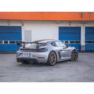 GT4 RS Spoiler Foto 3