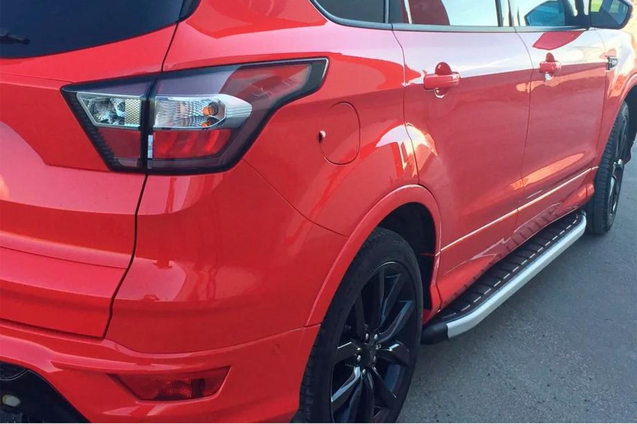 Ford Kuga/Escape 2013-2019 Seitenschweller Fullmond (2 Stk, Alu) Mit Zierleisten an den Türen Foto 3