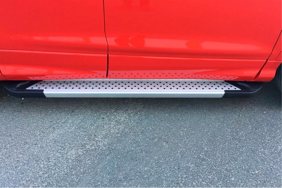Ford Kuga/Escape 2013-2019 Trittbretter Allmond Grey (2 Stk, Alu) Mit Zierleisten an den Türen Foto 6