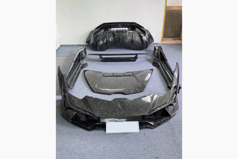Lamborghini Huracan 2014- Bodykit LRT (Forged Carbon) Image