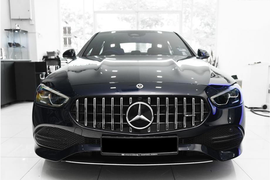 Mercedes C-class W206 2022- Frontgrill GT Panamericana (für Base) Image