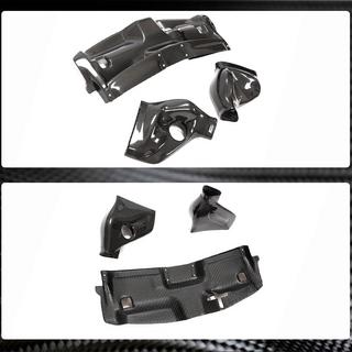 Ansaugsystemgehäuse mit Abdeckung aus Dry Carbon für C63 AMG 2012-2014 Foto 4