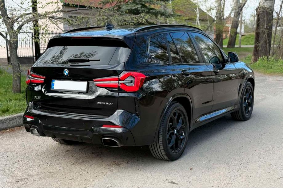 BMW X3 G01 2018- Karosseriekit mit Kühlergrill 2022-2024 (M-Sport) Foto 5