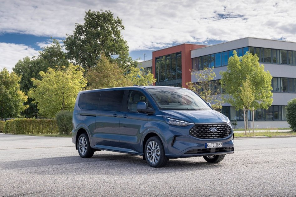 Ford Tourneo Custom 2024 Minivan-Testbericht